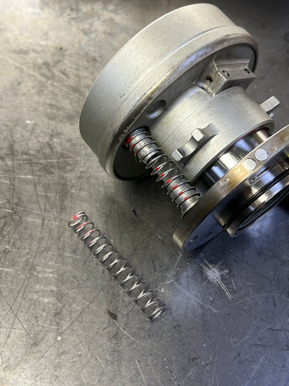 Lamborghini Murcielago & Gallardo Throwout Bearing Return Spring  GTE655